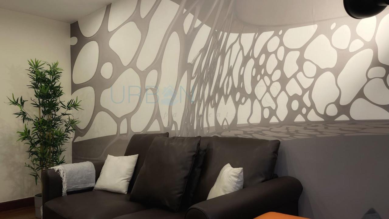 Vivienda Turistica Urbana En Santuchu, Comoda, Funcional Y Con Parking Bilbao Luaran gambar